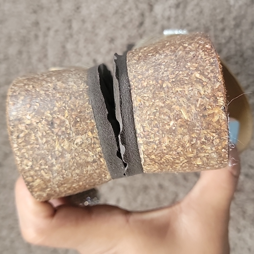 Spring Steps Sparkly Gold And Silver Sandals Size… - image 6